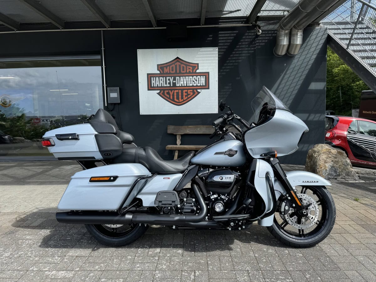H-D® YOUR BIKE HOUSE, offizieller Harley-Davidson Händler, Motorräder und Zubehör.