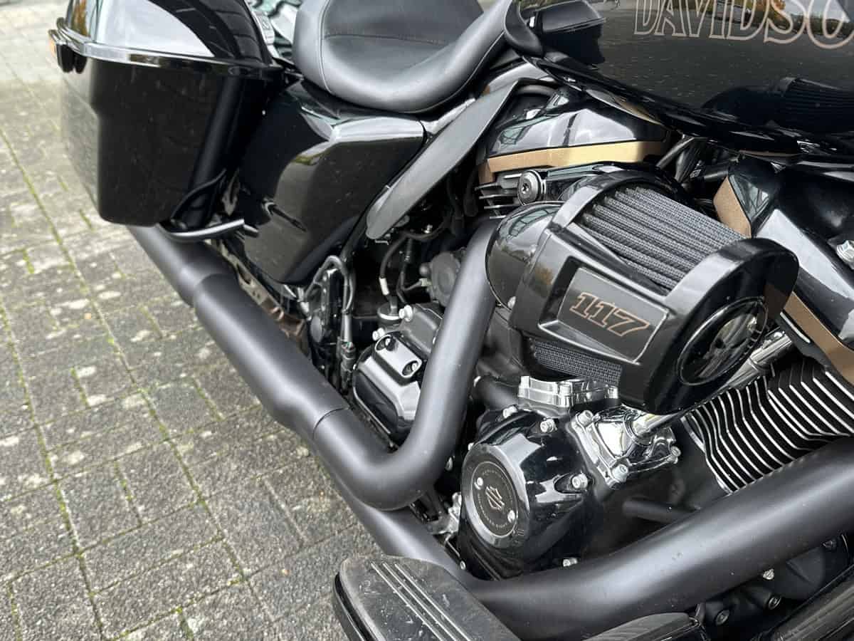 1. Hochwertiger Harley-Davidson Motor mit 1149cc.